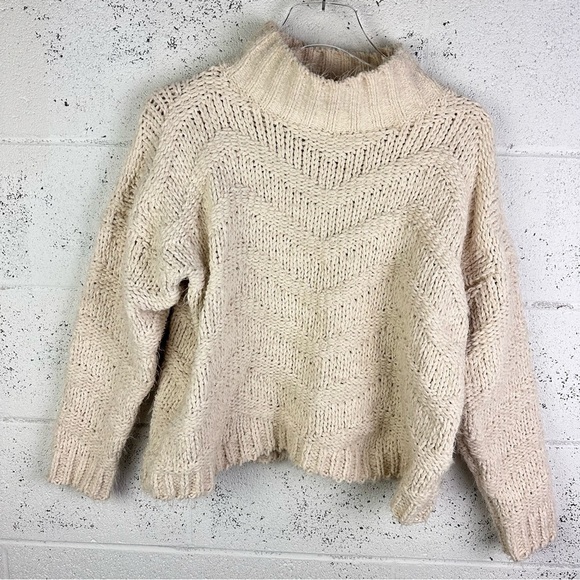 RAGA Madeline High Neck Knit Sweater Chunky Knit Pullover White Size Medium - Picture 2 of 7